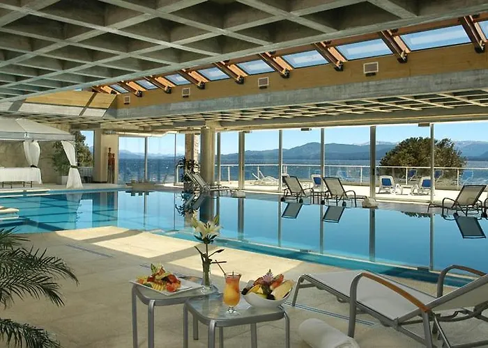 Cacique Inacayal Lake &Spa